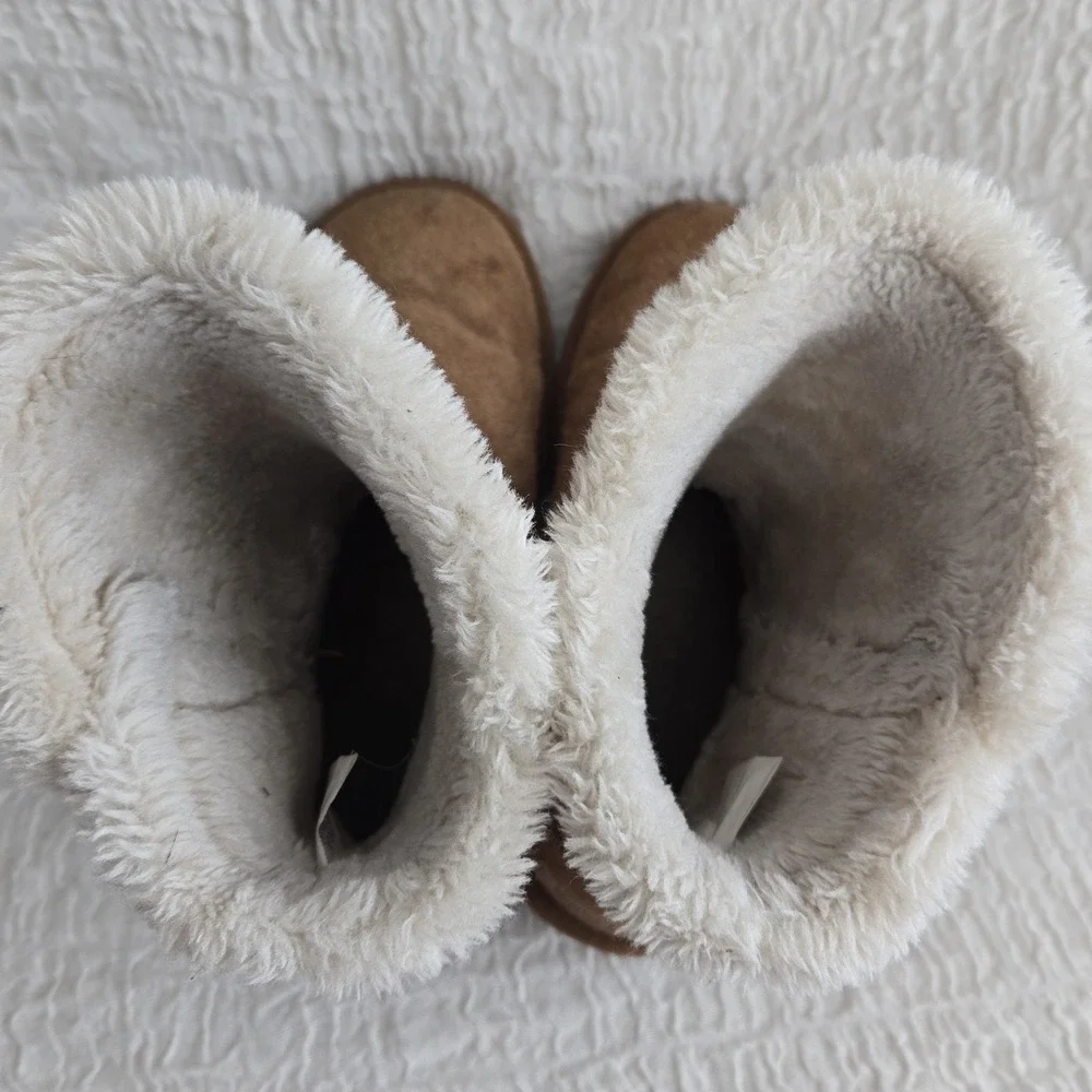 Minnetonka Winter Boots Women's Size‎ 6 Brown Mid Calf Suede Faux Fur Slip On